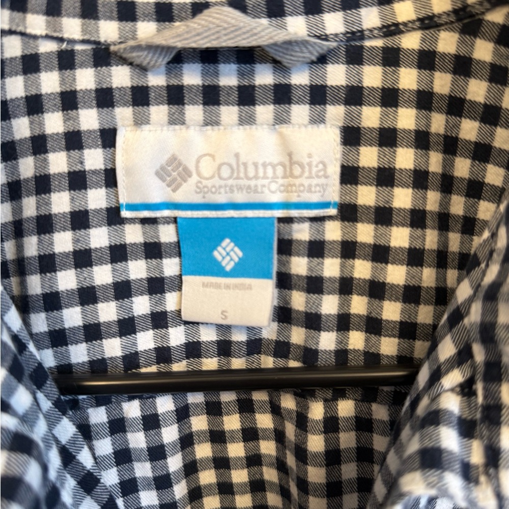 Columbia Men's Navy and White Gingham Shirt - Picture 2 of 3